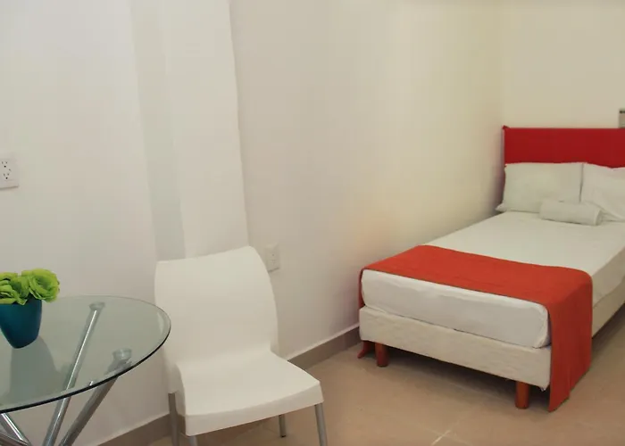 Xell Suites & 3*