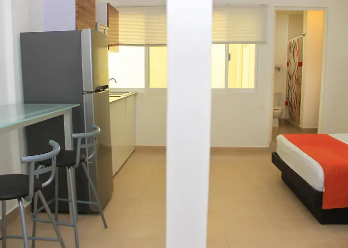 Xell Suites & 3*