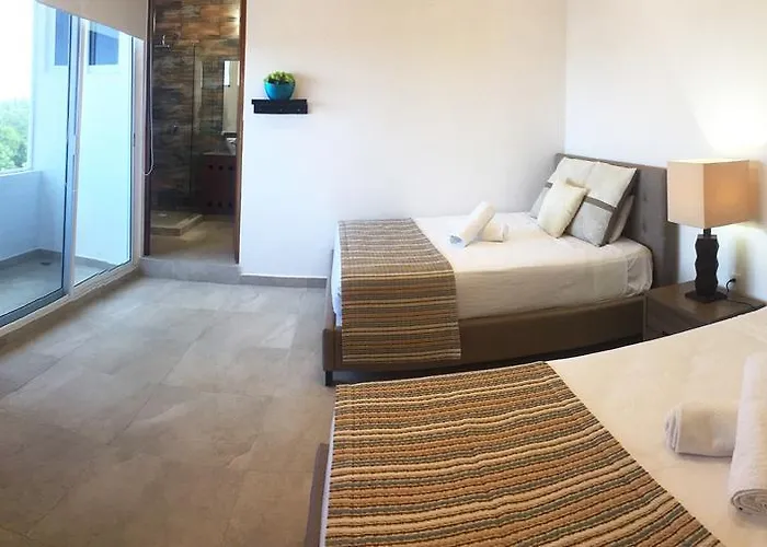 Xell Suites & Hotel