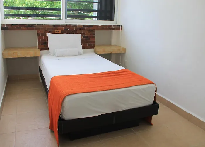 Xell Suites & Hotel
