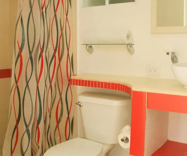 Hotel Xell Suites &