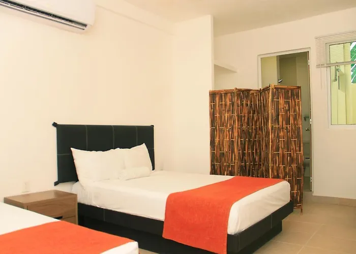 Hotel Xell Suites & 3*