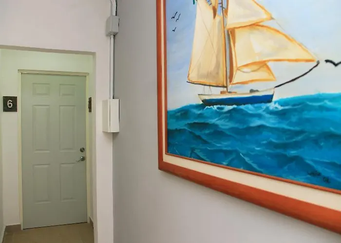 Xell Suites & Hotel 3*