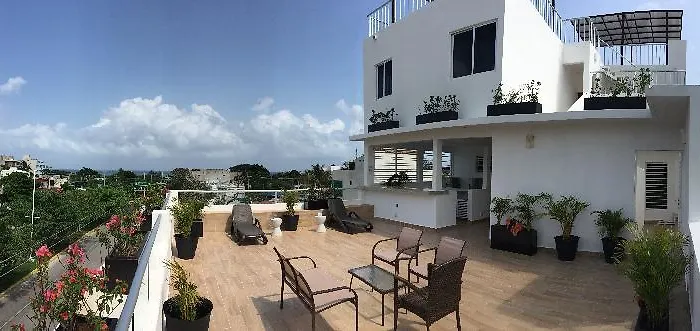 Xell Suites & Hotel