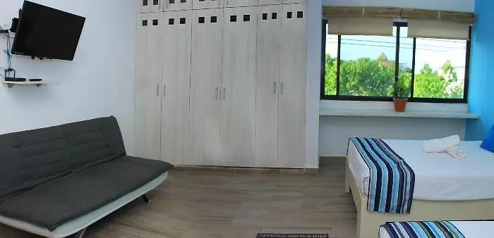 Hotel Xell Suites & 3*